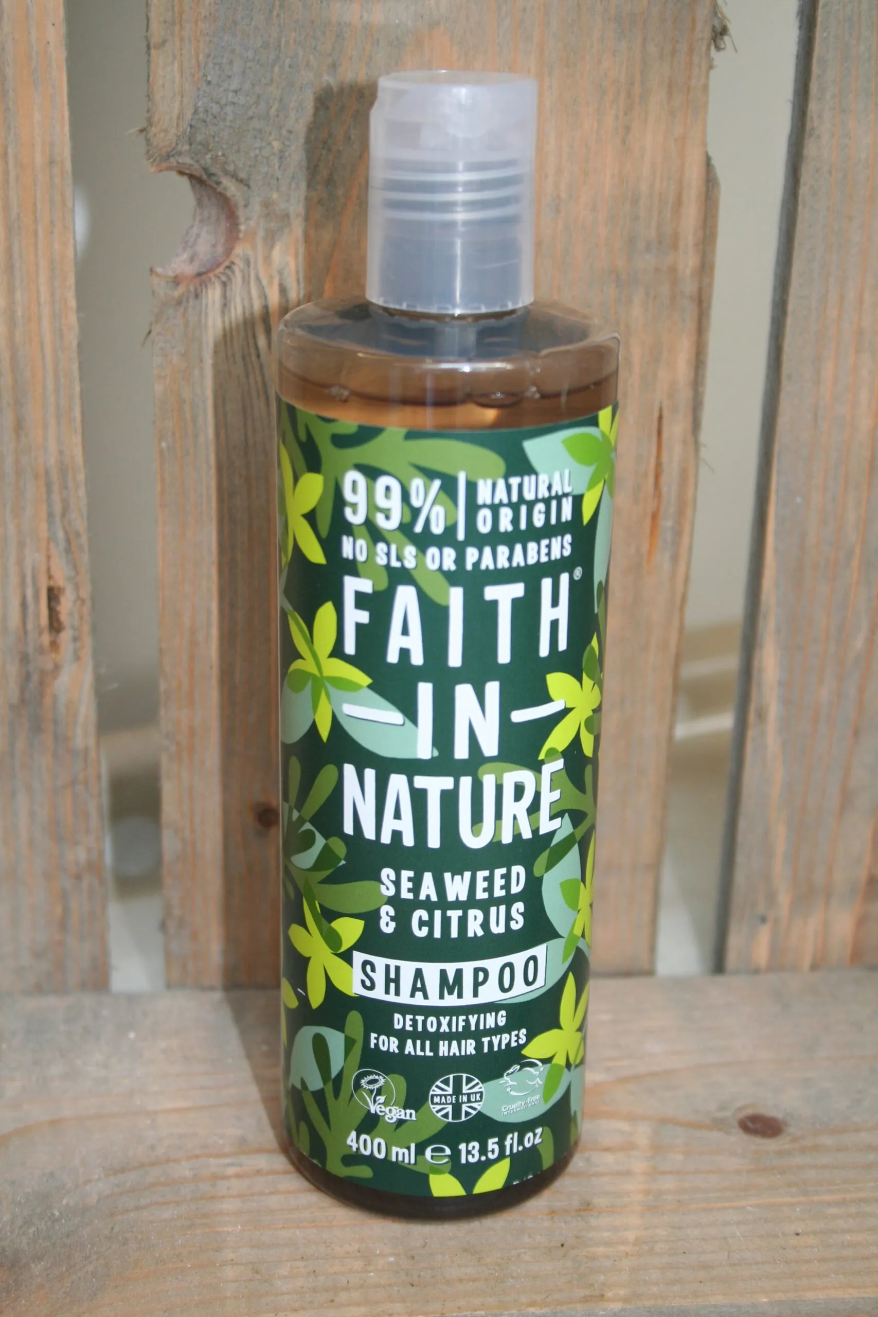 Faith in Nature Seaweed & Citrus shampoo