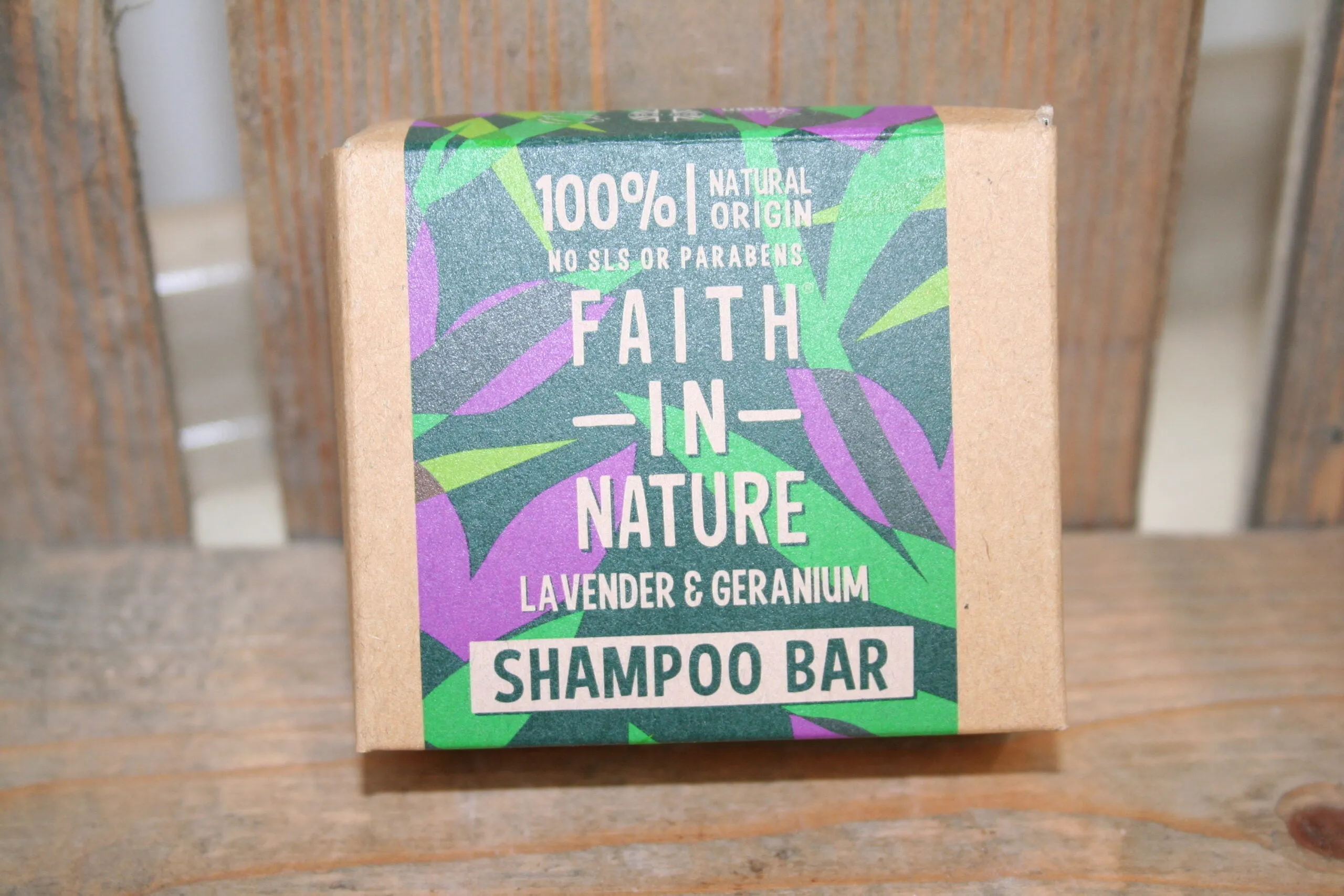 Faith in Nature shampoo bar lavender & geranium