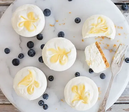 Cook lemon cheesecake
