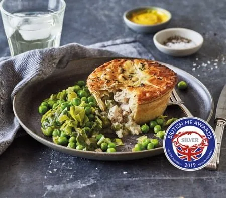 Cook spring chicken & asparagus pie