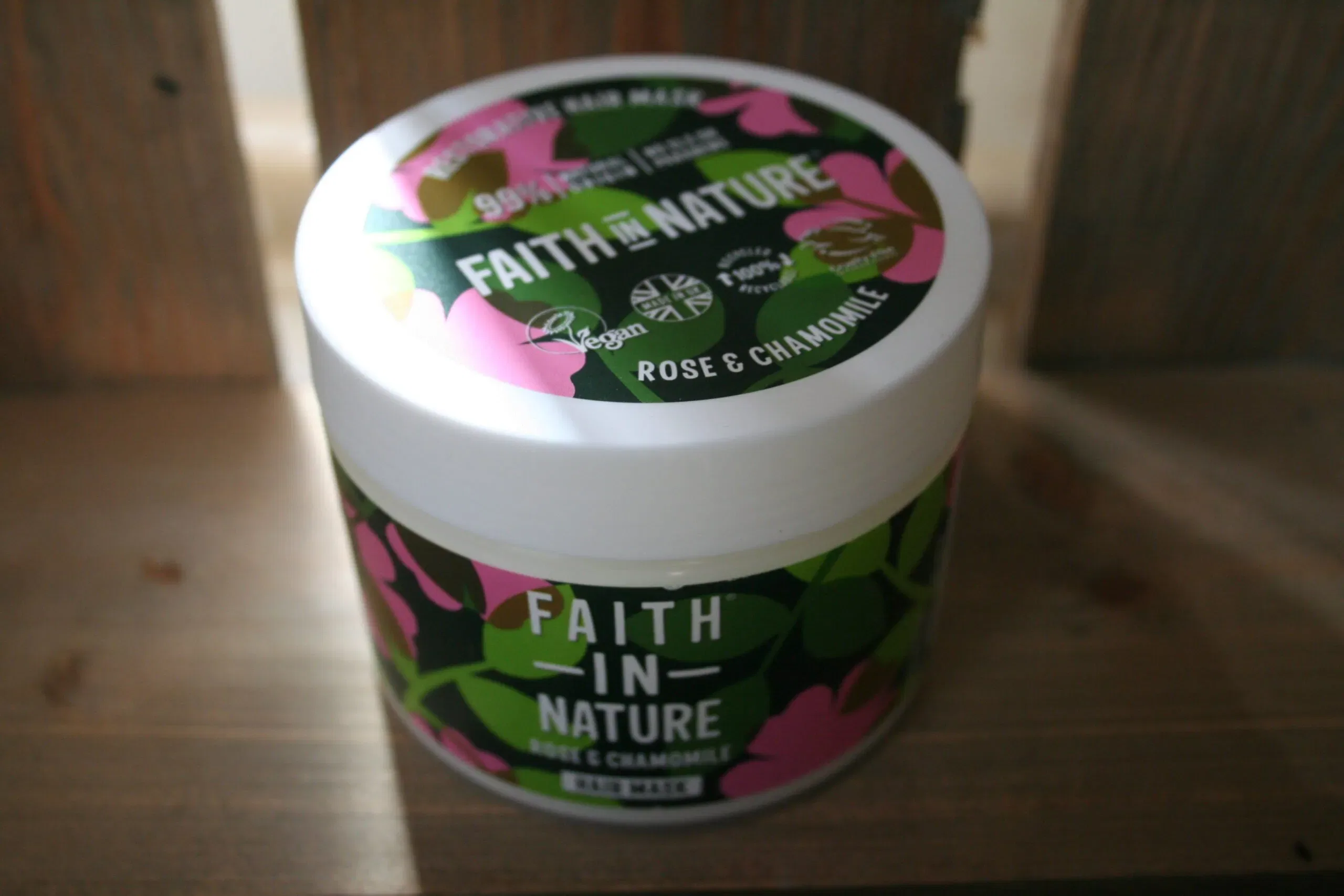 Faith in Nature hair mask rose & chamomile