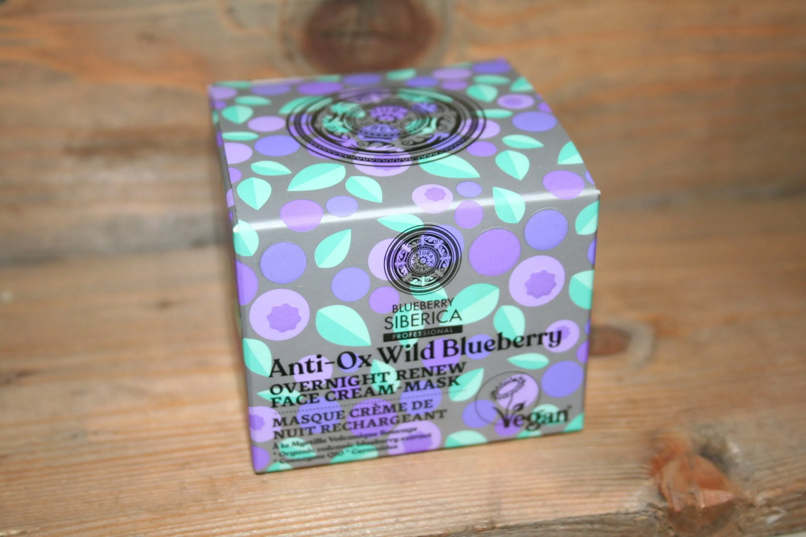 Natura Siberica Anti ox wild blueberry overnight renew face cream mask