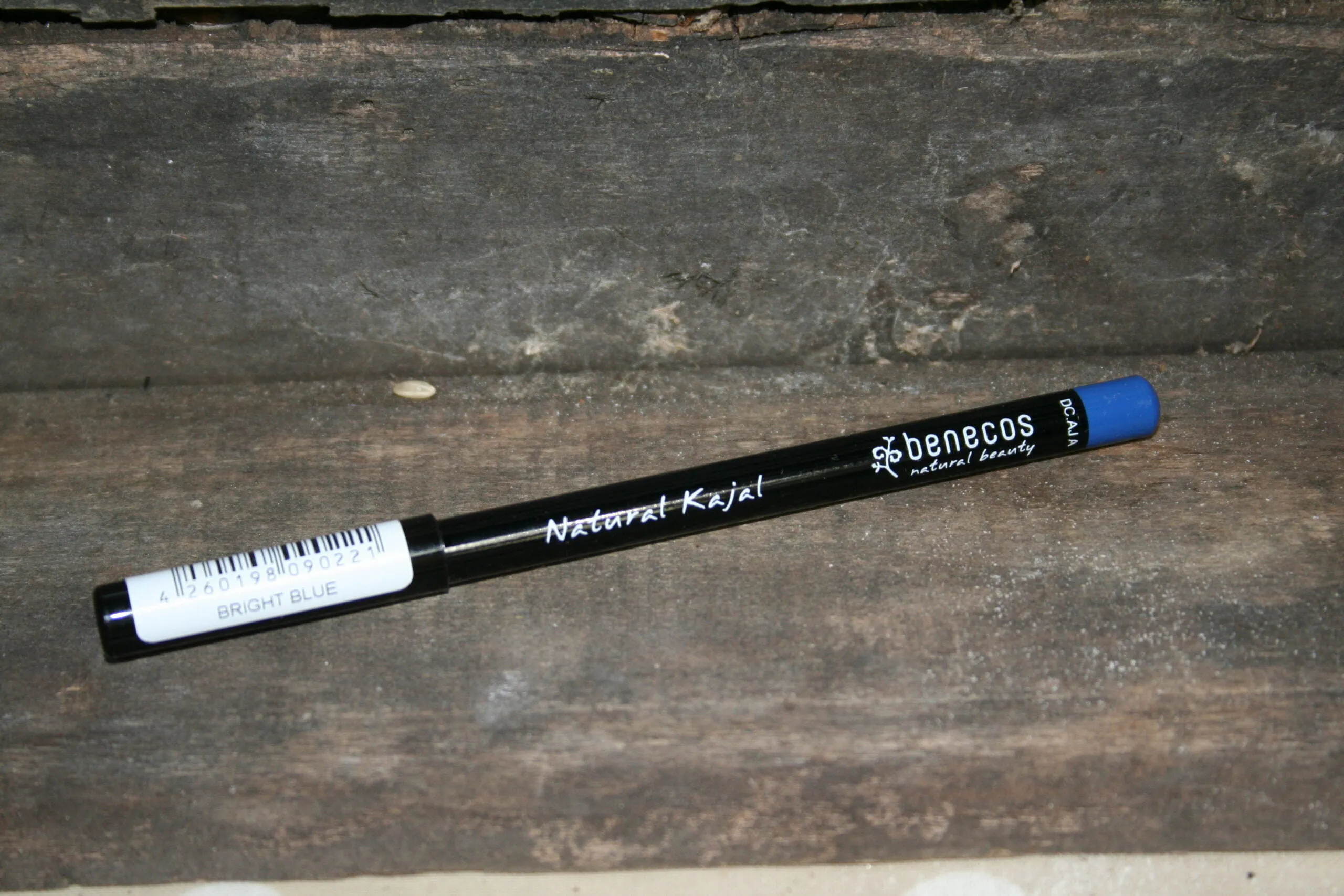 Benecos eye liner bright blue kajal