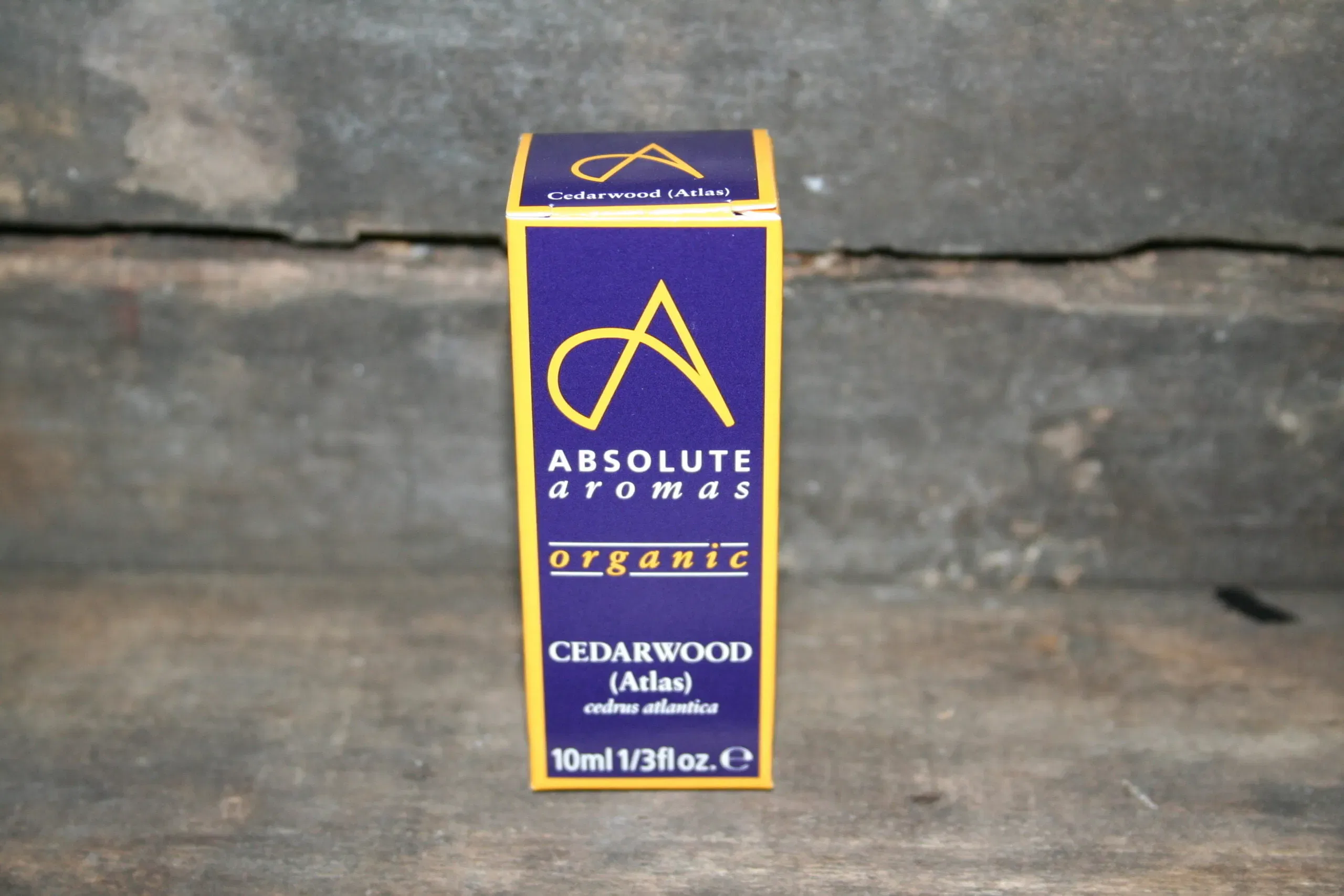 Absolute aromas organic cedarwood oil