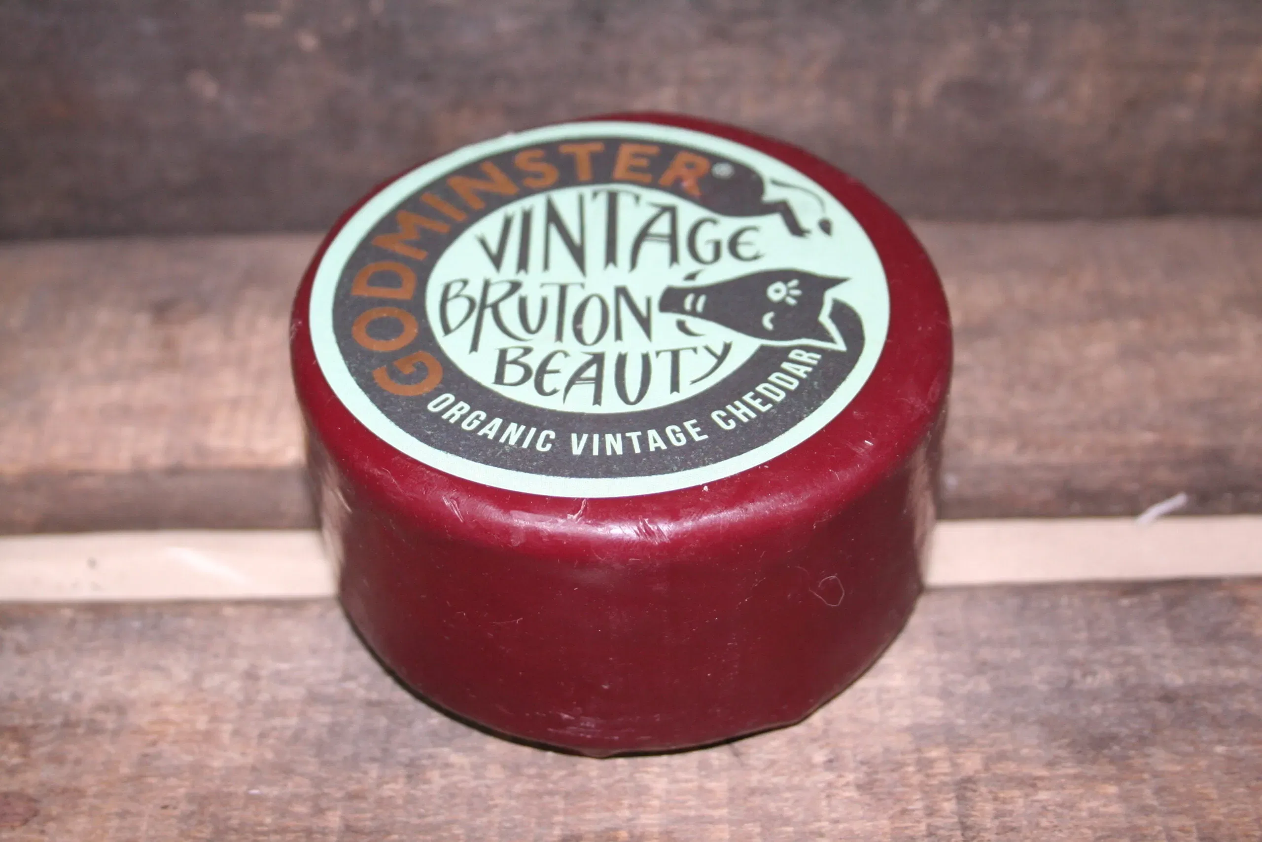 Godminster vintage Bruton Beauty organic vintage cheddar