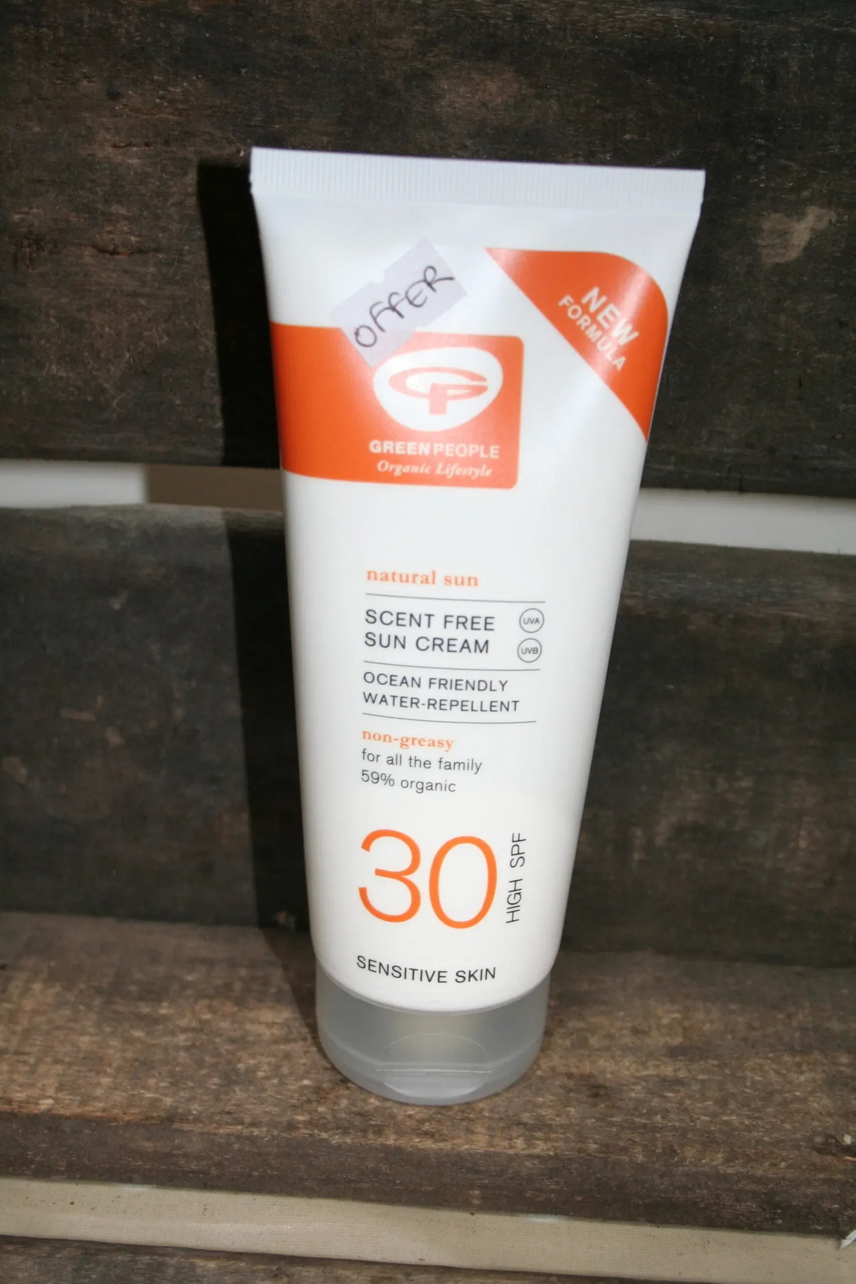 Green People scent free sun