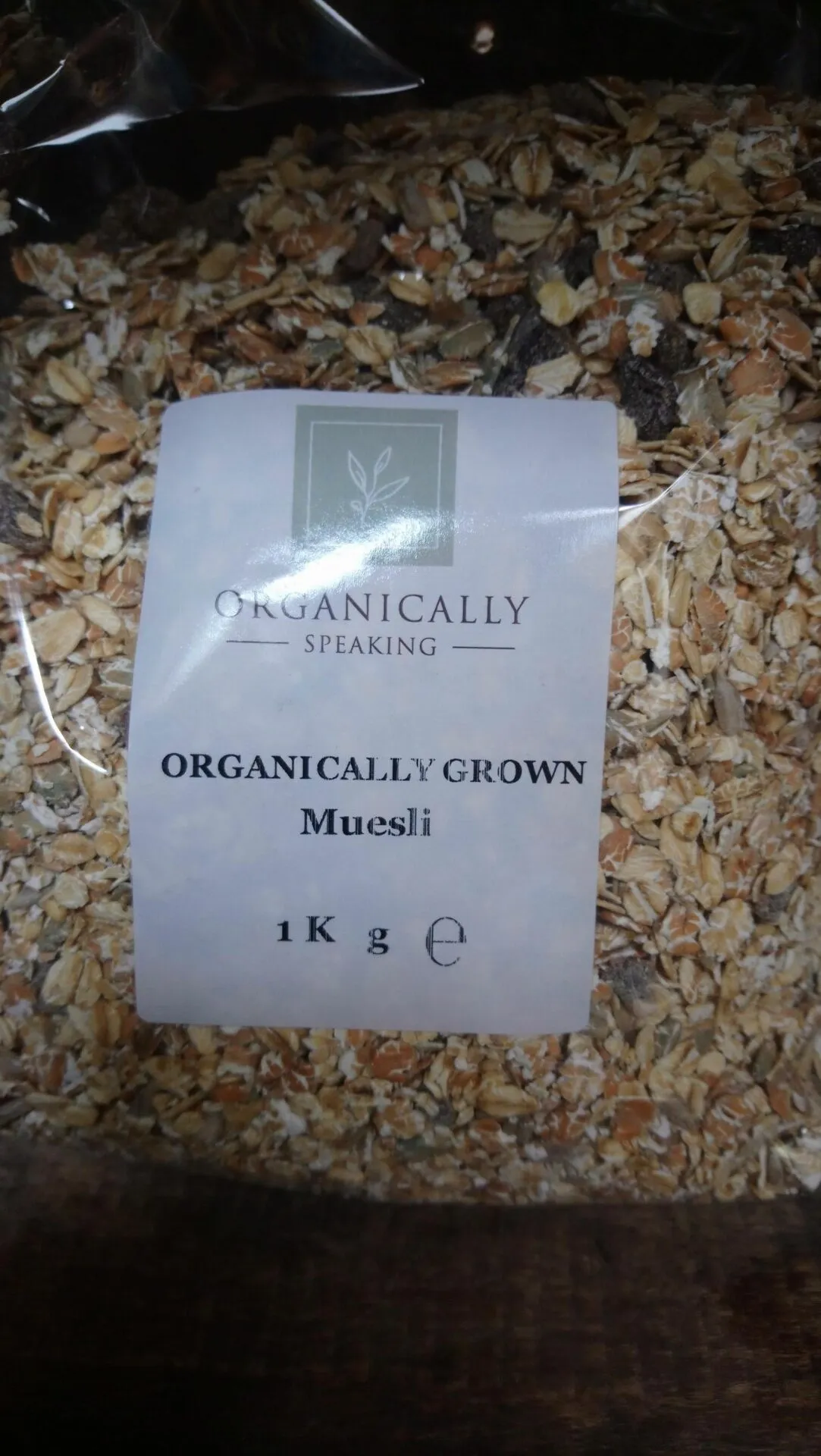 organically speaking organic muesli (1kg)