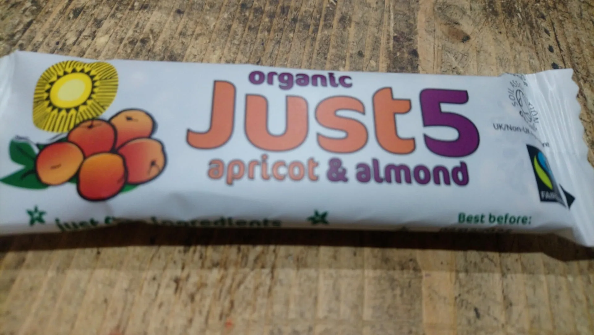 tropical wholefoods organic just5 date & walnut (40g)