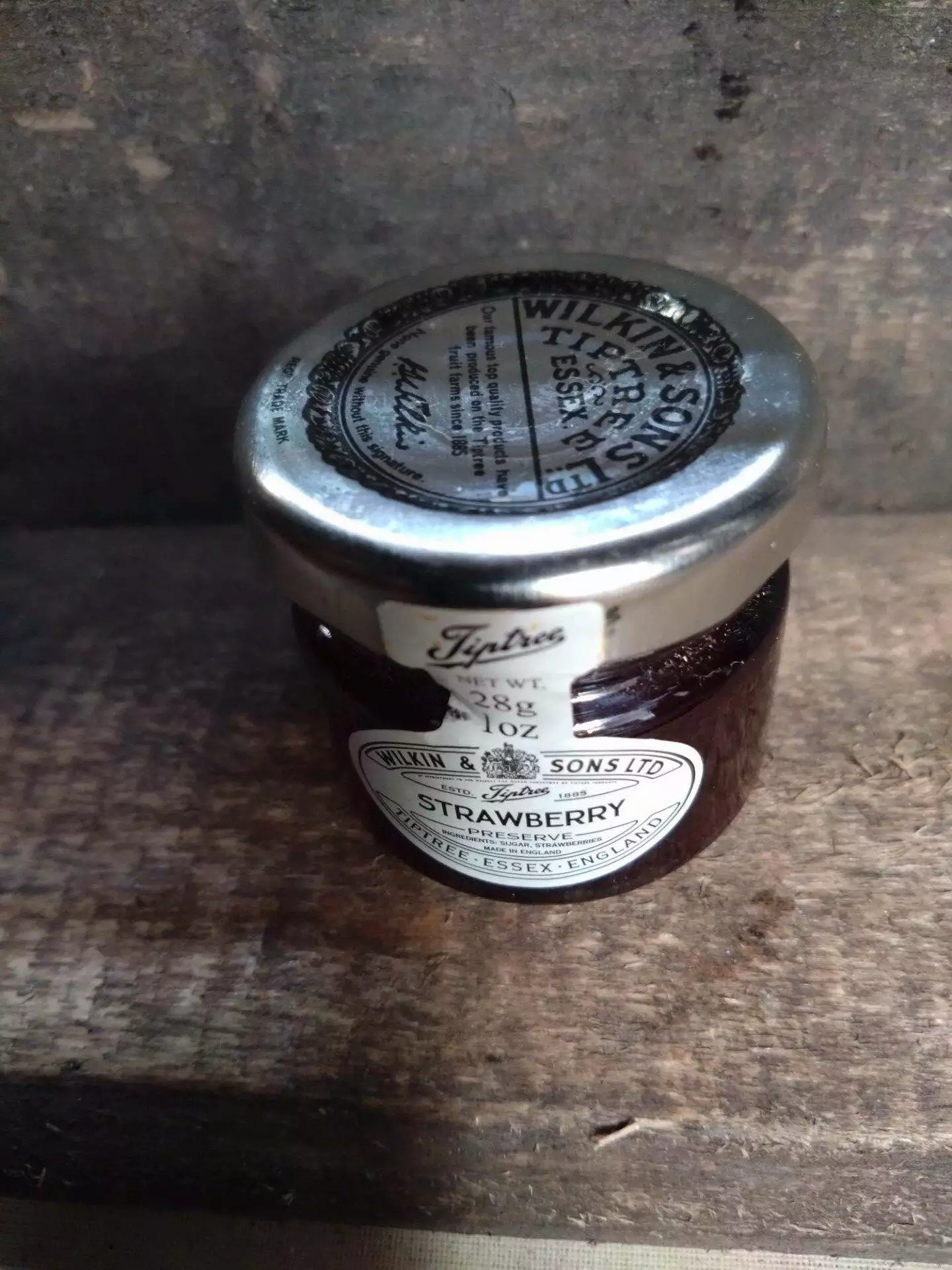 wilkin & sons tiptree strawberry preserve (28g)