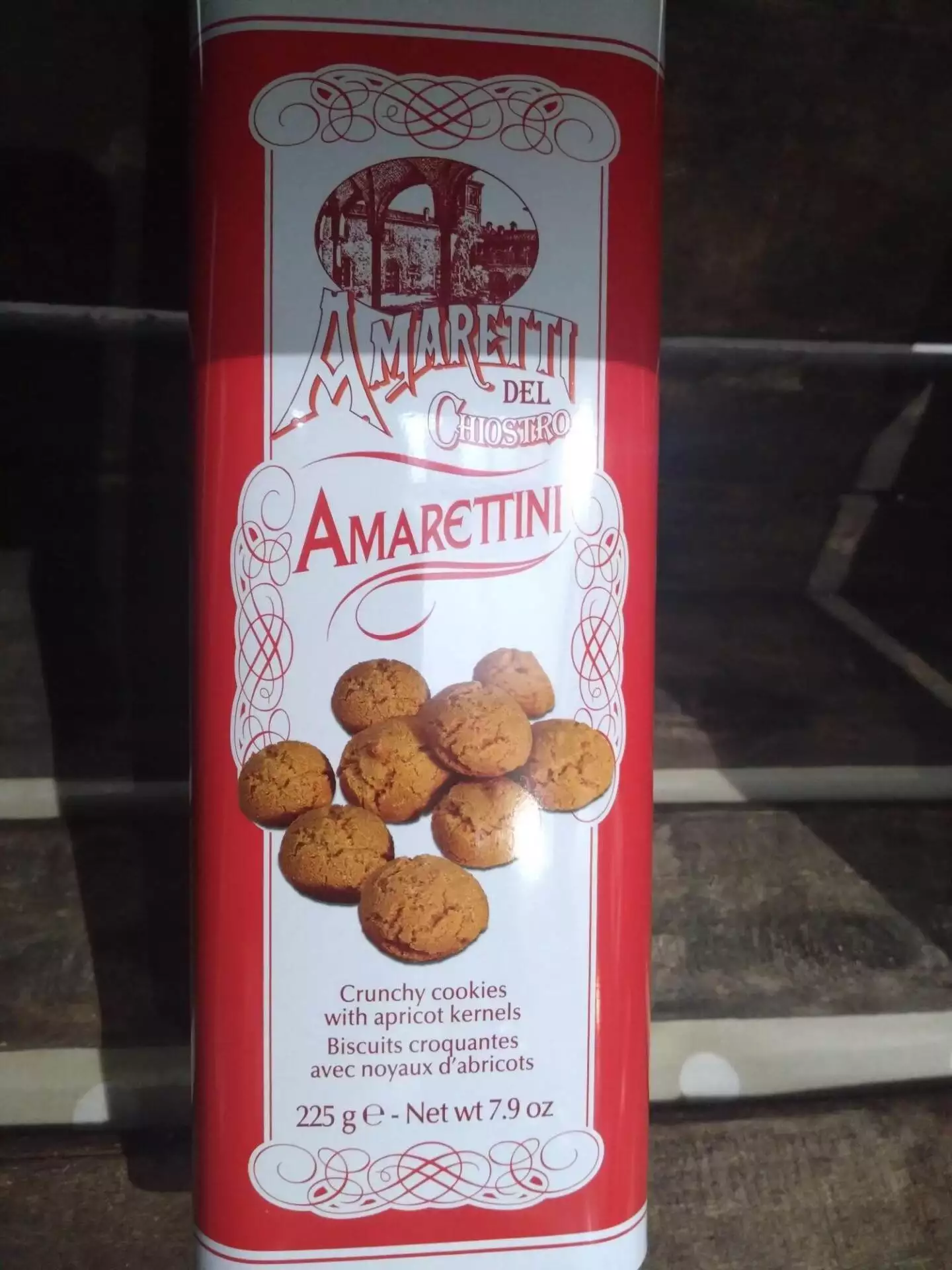 chiostro di saronno classic cube tin of crunchy amarettini (75g)