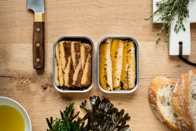 BACK IN STOCK.....Finally after a ridiculous wait thanks to EU paperwork our award winning Sardines and Mackerel are back so thank you for your patience!  If you are a customer that ordered via our website then you will have been notified your order is on its way and likewise any patient shop customers also.
If you haven't tried these we recommend them - Great taste award winning Sardine fillets from Portugal in organic extra virgin olive oil and seaweed.    Likewise premium mackerel fillets from Portugal in organic extra virgin olive oil with lemon and thyme.
Both skinless and boneless they are delicious straight from the tin, with pasta, in salads, as tapas or on toast - the choices are endless.
As well as being totally delicious they are high in protein and Omega 3 fatty acids for better heart and brain health.  What's not to love!  

#eatwell #eatbetter #eatforhealth #mackerelfillets #sardinefillets #organicoil #hartleywintney #visithartleywintney