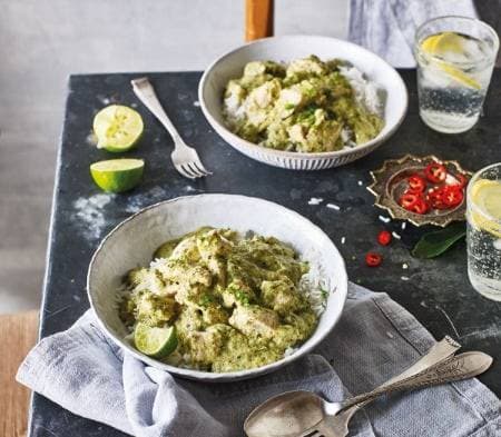 Cook Thai Green chicken curry