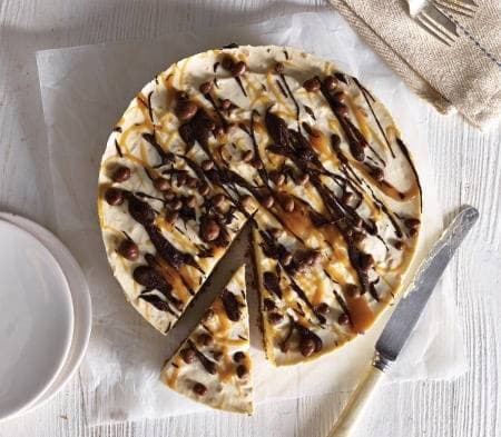 Cook salted caramel chocolate & honeycomb cheesecake