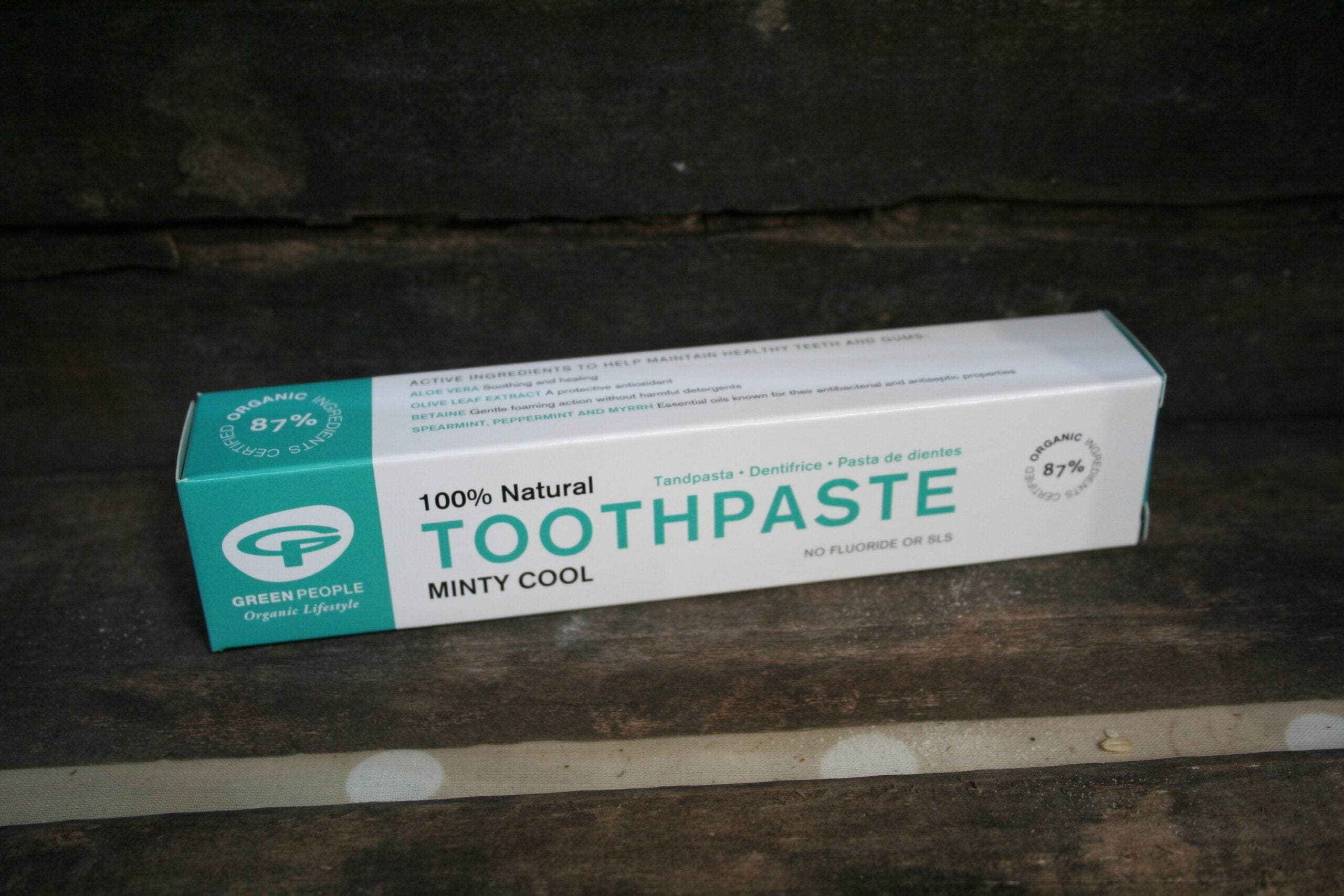 Green People organic 100% natural toothpaste minty cool