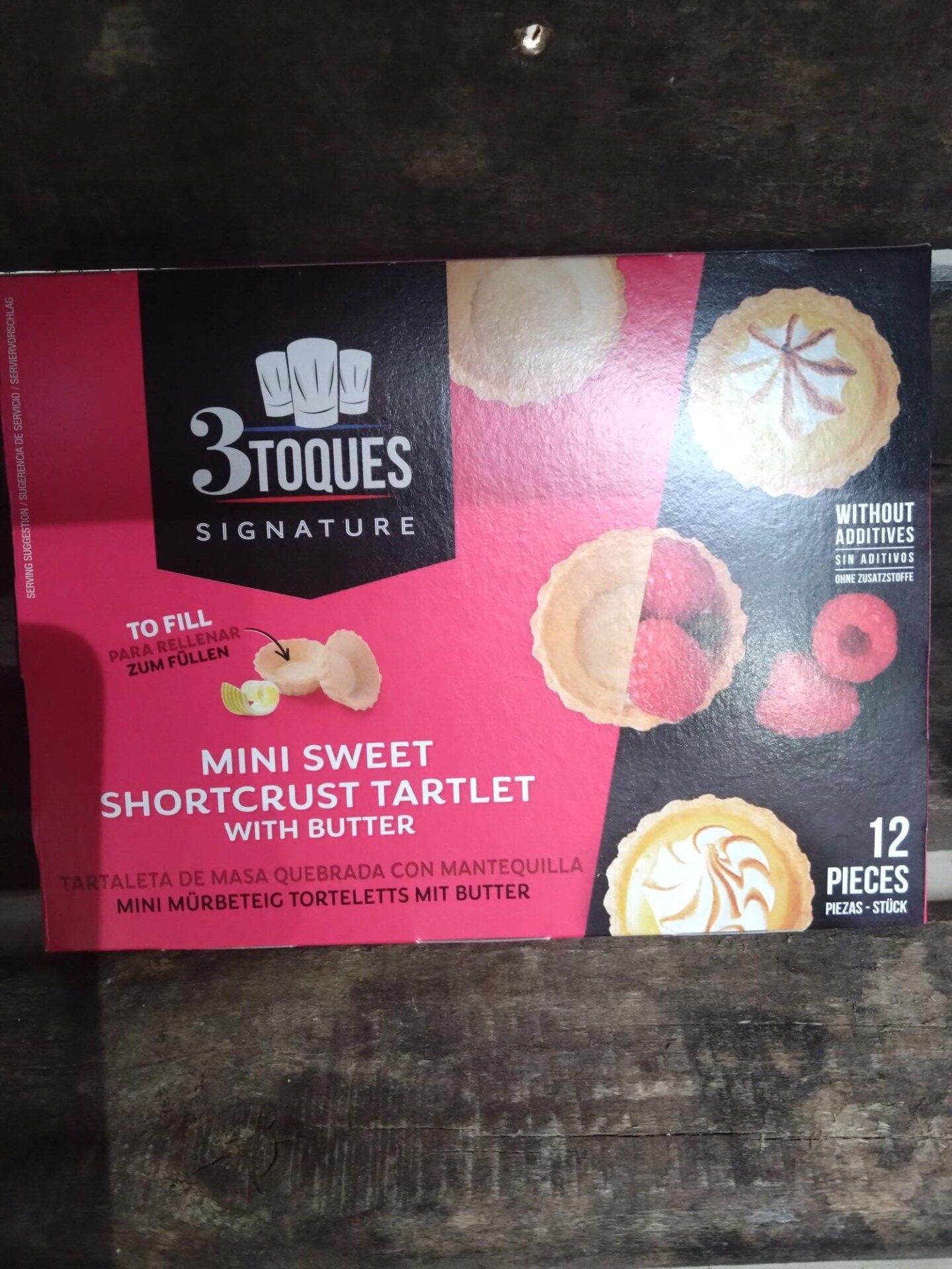 walnut tree chocolate dipped ginger slices (200g)